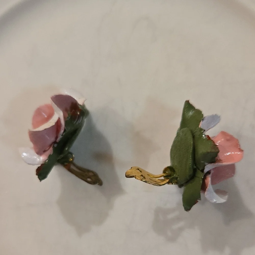 Vintage Rosette Clip Pink and Red Rose Earrings, Garden Party, Hamptons Chic - Picture 5 of 10